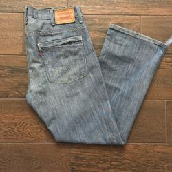 Like New Levi’s 527 38W 30L