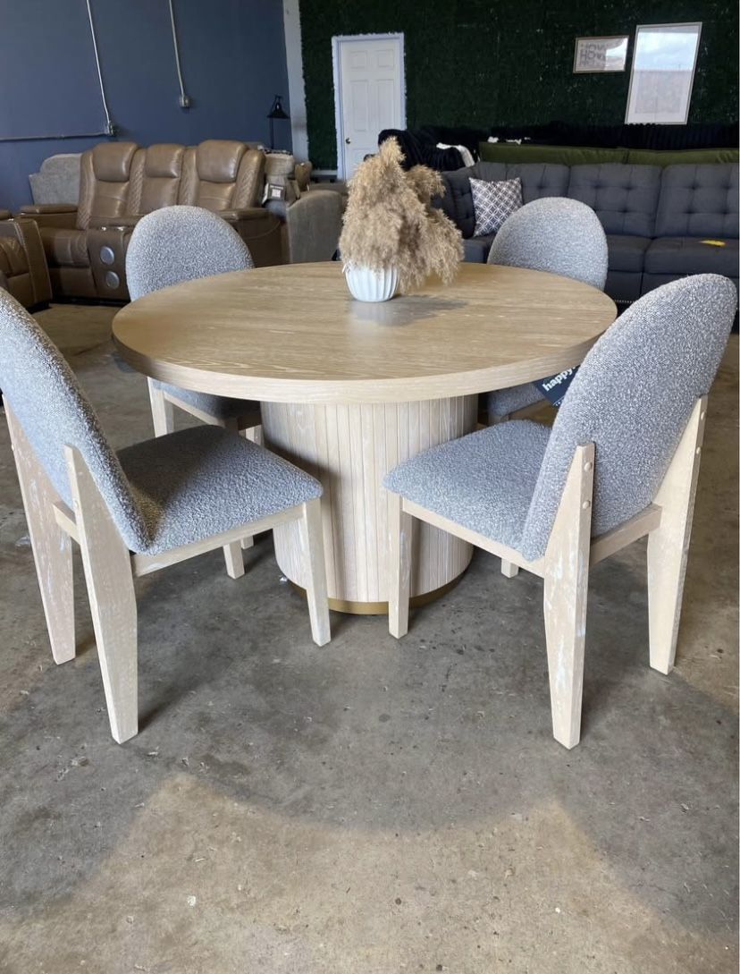 Natural Wood Colored Fluted Base Dining Table & Chairs