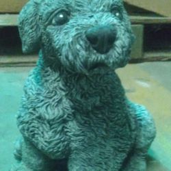 Dog perro de concreto $20