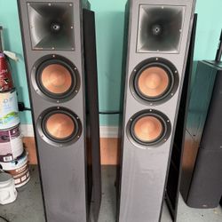 Klipsch R-620F Floor Standing Speakers
