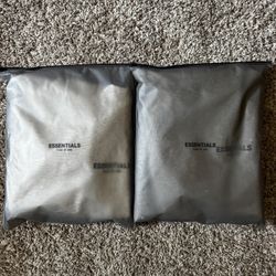 Essential Hoodie 