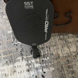 Gearbox Pro Control SST CORE Pickelball Paddle
