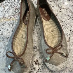 MK Cute Woven Slip On Shoes! (Size 11)