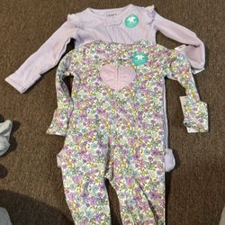 New Baby Girl Size 0-3 Months  Onesie 2 Way Zipper