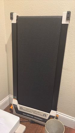 Walking treadmill great for under desk
