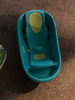 Baby bath tub