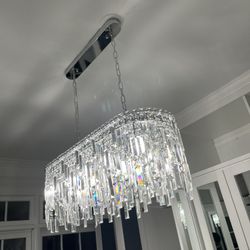 CHANDELIER IN PICTURE NOT FOR SALE 