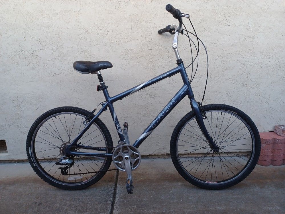Trek Navigator 21 speed, Hybrid, Comfort, City Bike. Ready to Ride!!!