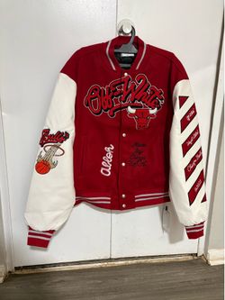Off White Red White chicago bulls  Championship jacket Size SMALL
