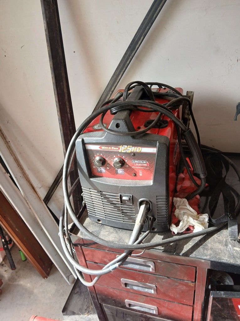 Lincoln Weld Pak 125 HD Mig Welder