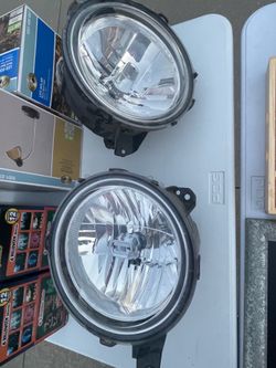 2018 WRANGLER JL STOCK HEADLIGHTS