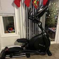 Sole E25 Elliptical …Like New, Great condition.i