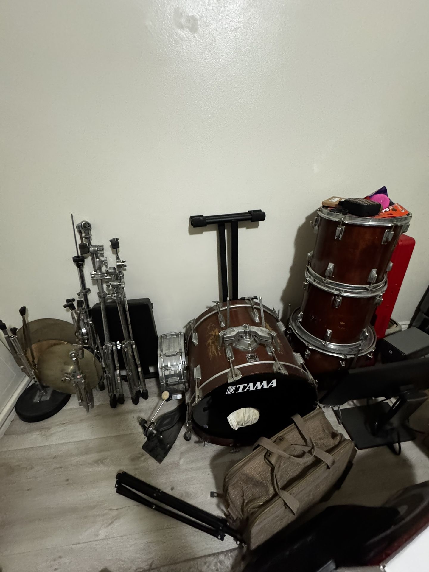 Tama Superstar Drum Set
