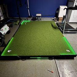 Putting Green 6 1/2’ X 8 1/2’ 