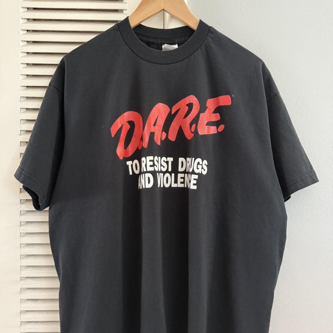 Vintage 90’s DARE To Resist Drug And Violence T-shirt