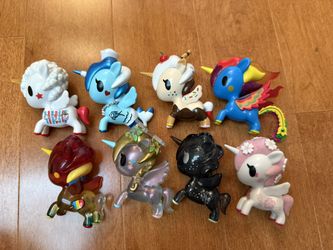 Cute Tokidoki Unicorno Vinyl Figure Bundle – 8 Pieces!
