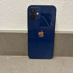 Broken iPhone – Won’t Turn On – Good for Parts or Repair