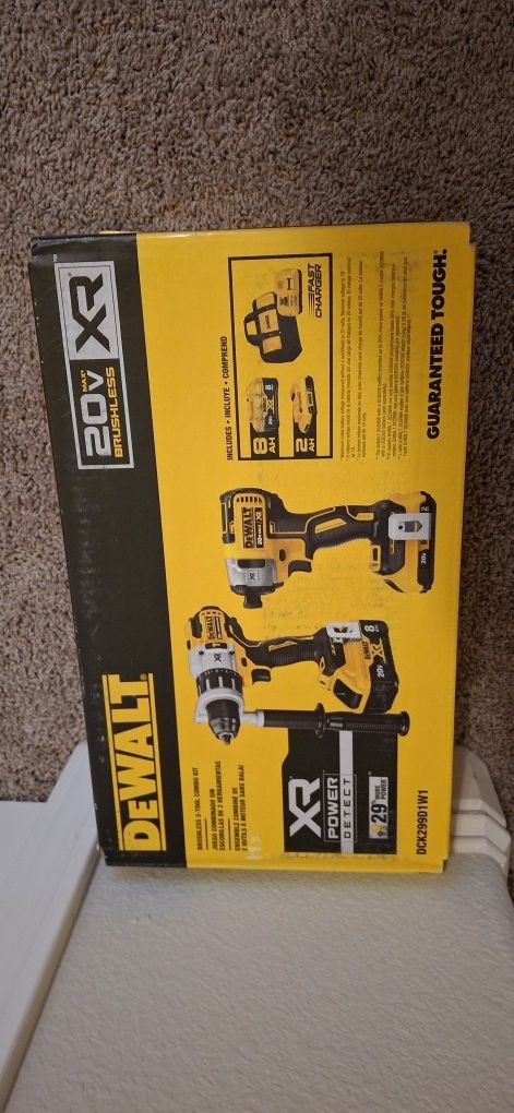 Brand New Dewalt 20v Xr Brushless 3-Speed Hammer Drill And Impact Driver Combo Set Sealed Box $280 FIRM ON PRICE