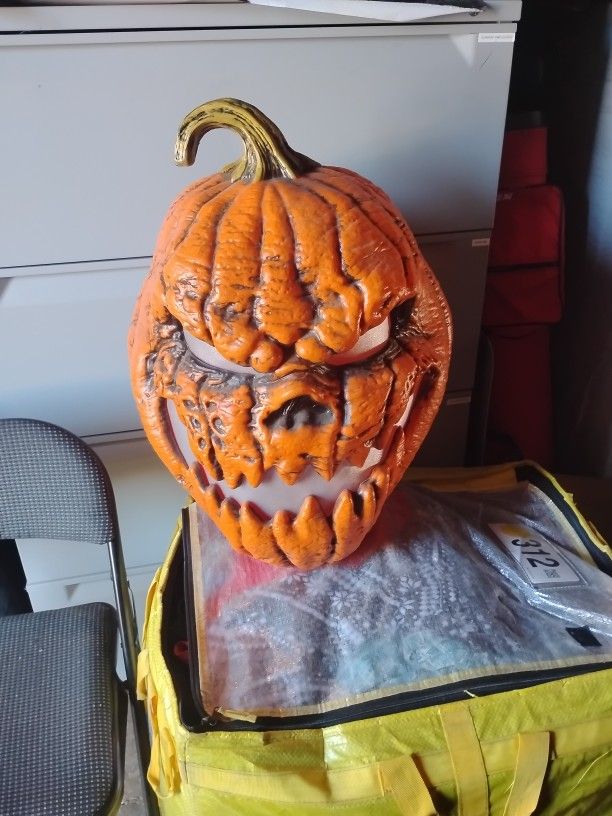 Rotten Patch Giant Pamkin