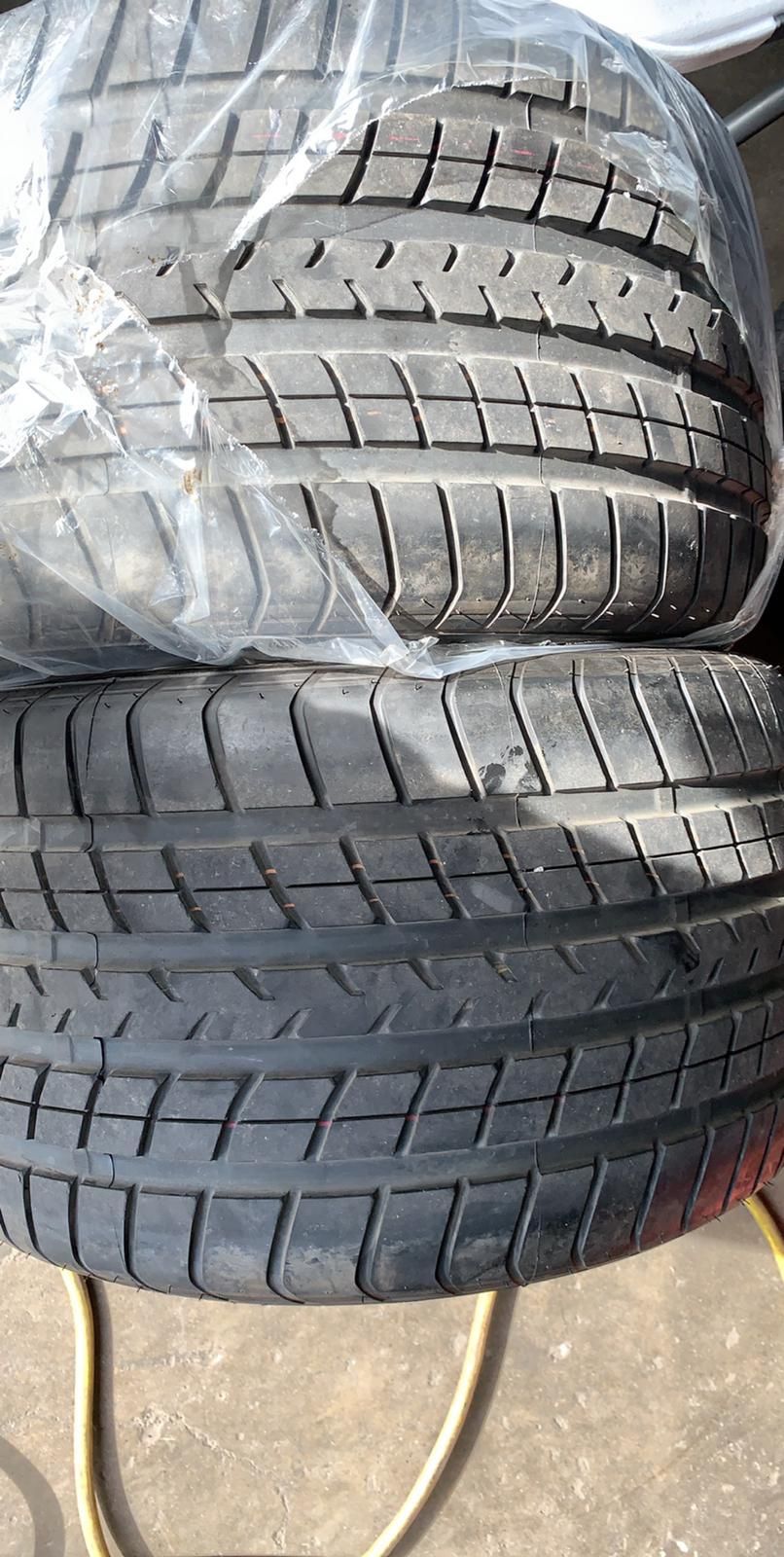 335/35/17 2 Tires for sale Brand Dunlop 90% tread lef