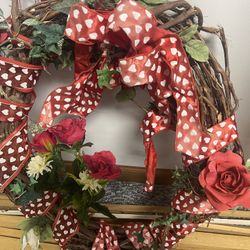 12 Valentine Wreath