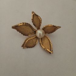 Vintage Brooch