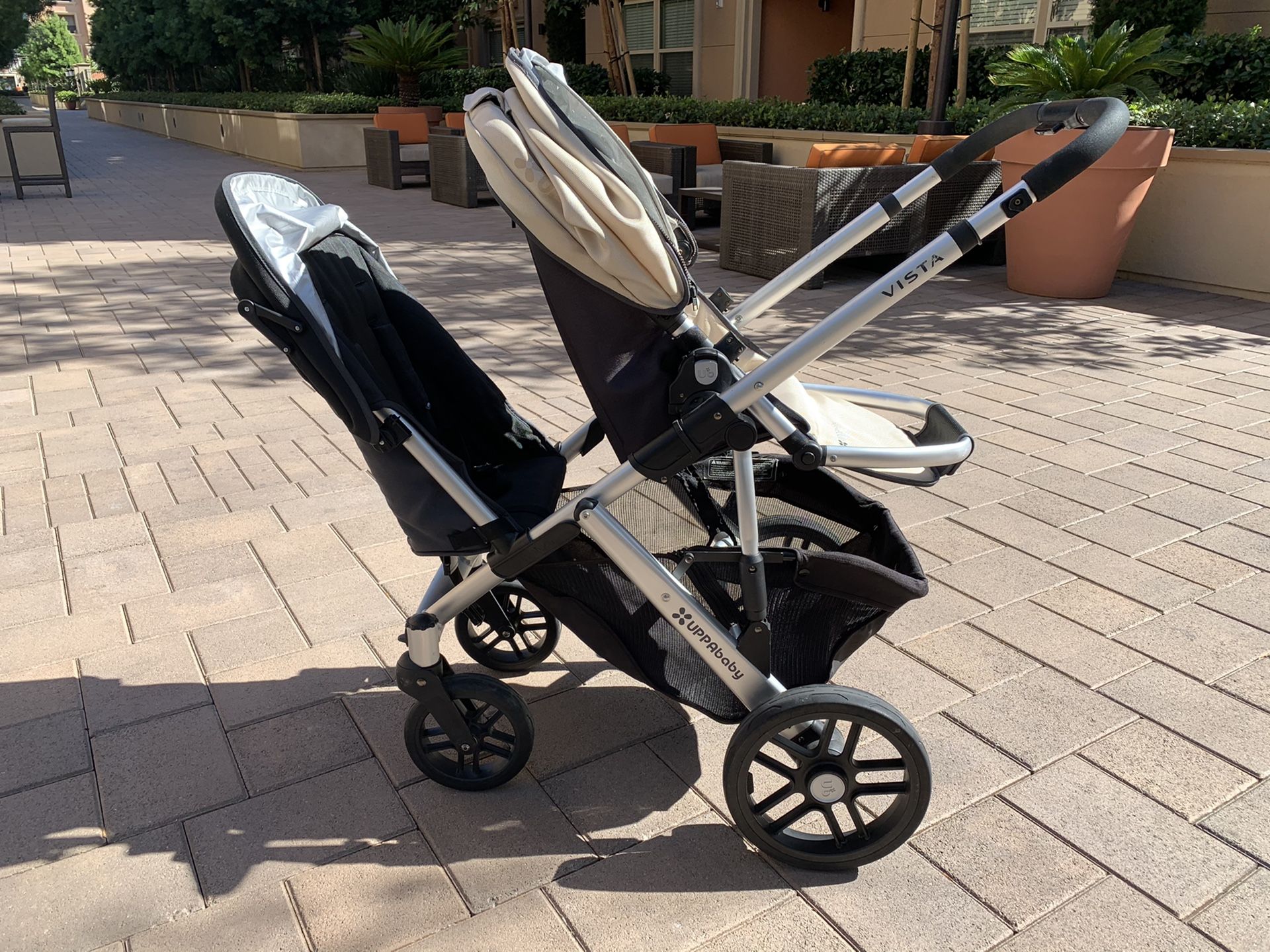 Uppababy Vista 2012 Double Stroller