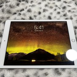 Ipad (8th generation) 128 GB