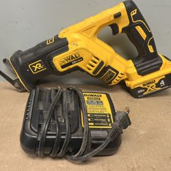 Dewalt DC367 20V Max Brushless Reciprocating Saw Kit W/ Battery And Charger 