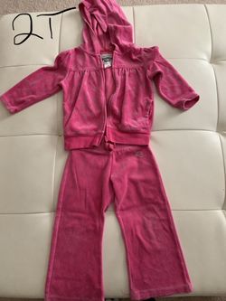 Oshkosh size 2T outfit