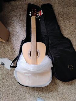 Hola! Music LEFT Handed 36in Acoustic Guitar Bundle