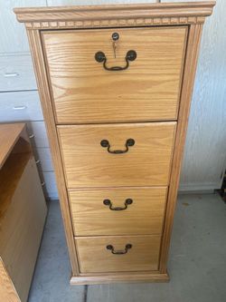 4-Drawer Oak Wood Filing Cabinet with Lock & Key