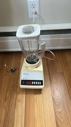 Vintage Osterizer 8 Speed Blender
