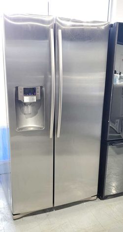 Samsung Side-by-Side Stainless Steel Refrigerator Fridge
