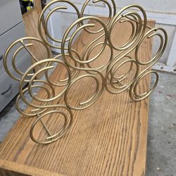 Metal Wine Rack 8 Bottle Spaces