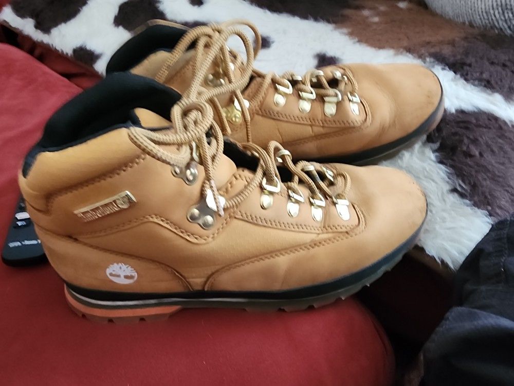 Timberland boots size 10.5 need new insoles
