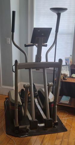 2008 Best Fitness E1 Elliptical Like New with Digital Display - Medford, MA