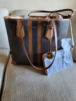 Michael Kors Bag And Matching Wallet