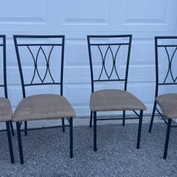 Set of 4 Metal Dining Chairs – Sturdy & Comfortable 