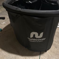 Nurecover Ice Bath With Blue Lights 