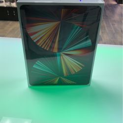 Apple IPad Pro 12.9 Inch 256GB 5th Gen WiFi 