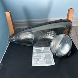 04-08 Pontiac Grand Prix Headlight Fog Light 
