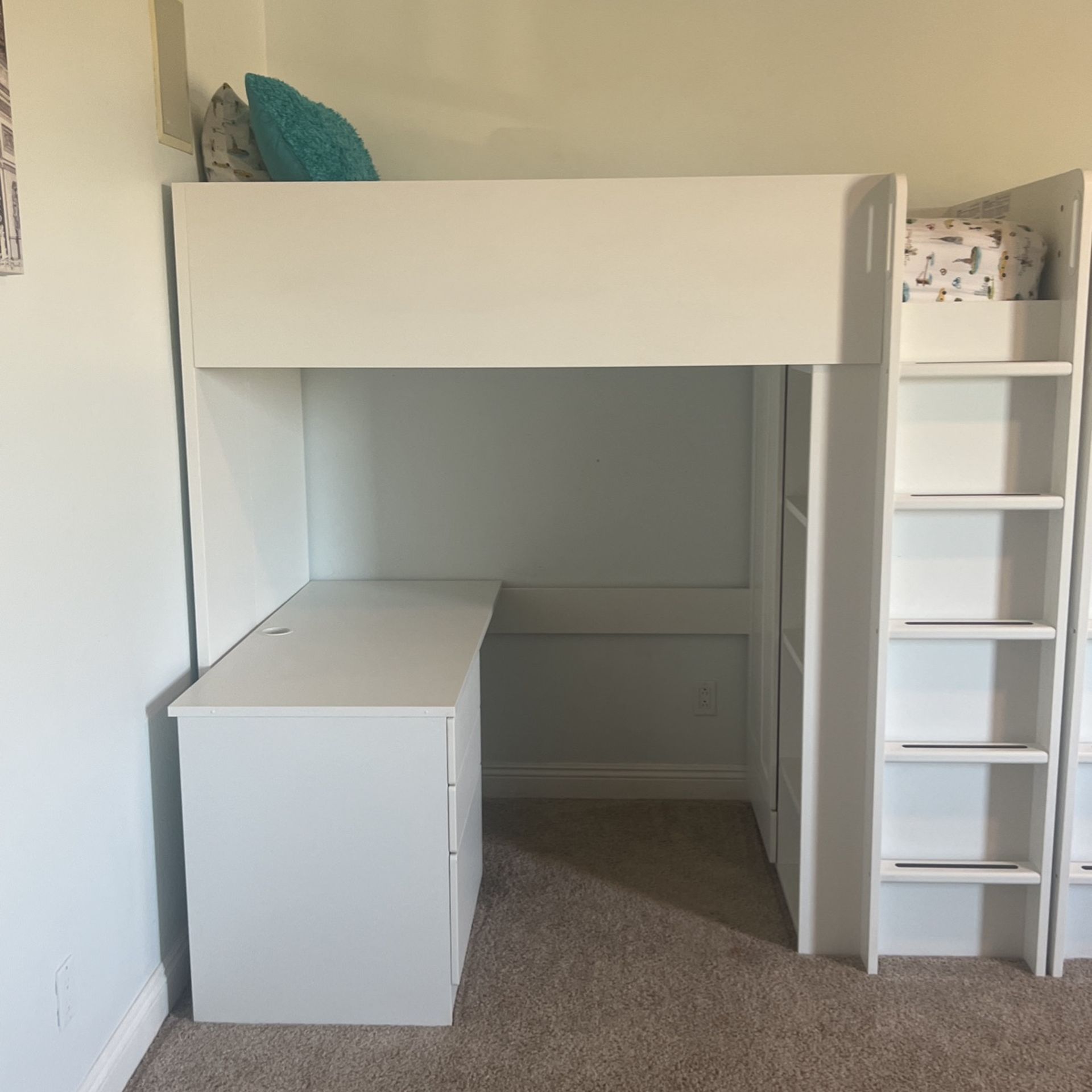 White Loft Bed With Desk And Closet
