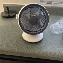 USB Mini Fan, Brand New, Never Used, Still In The Box 