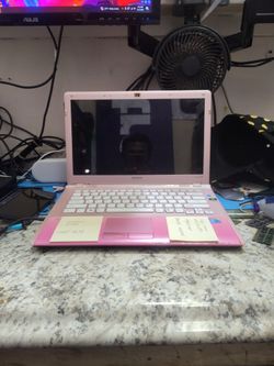 Sony VAIO VCCW21FX (500GB)