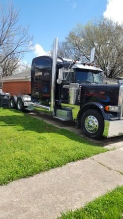 Peterbilt Semi Truck Black Custom