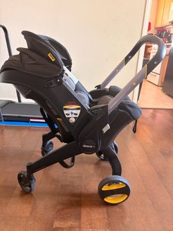 DOONA Car seat + Base