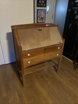 Oak desk