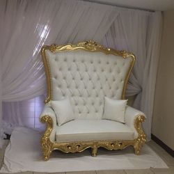 Double White And Gold Throne Chair 