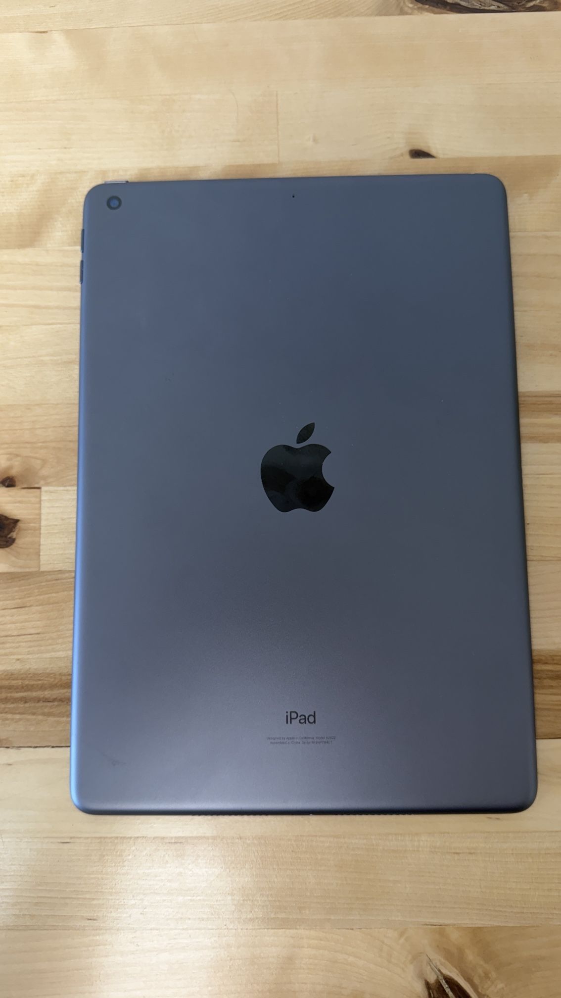 Like New iPad 9th Generation Wifi 256GB Space Gray 10.2-inch